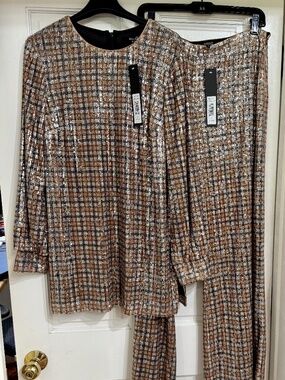 New with Tags Badgley Mischka all Sequin Top and Pants Plaid sz M